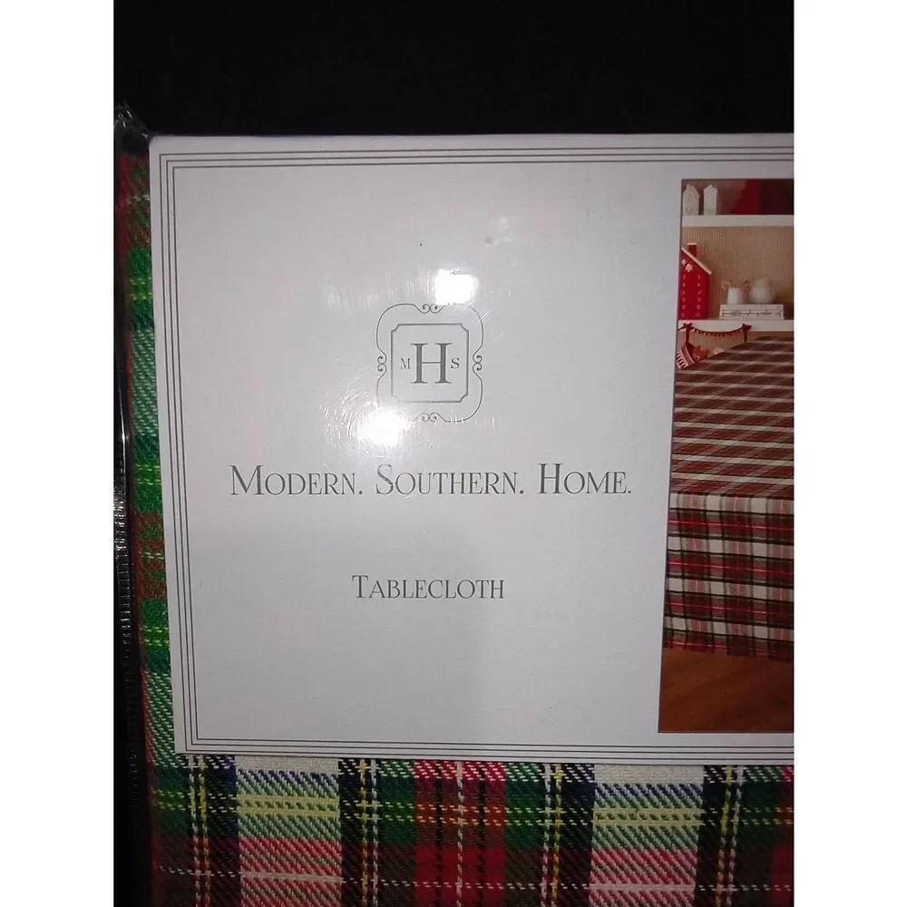 Stewart Tartan Plaid Tablecloth Round 70” NIP CHRISTMAS Red (178 CM) Modern Sout